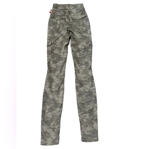 SPANX Stretch Twill Ankle Cargo Pant in Stone Wash Camo Size X-Small Tall - Picture 7 of 12
